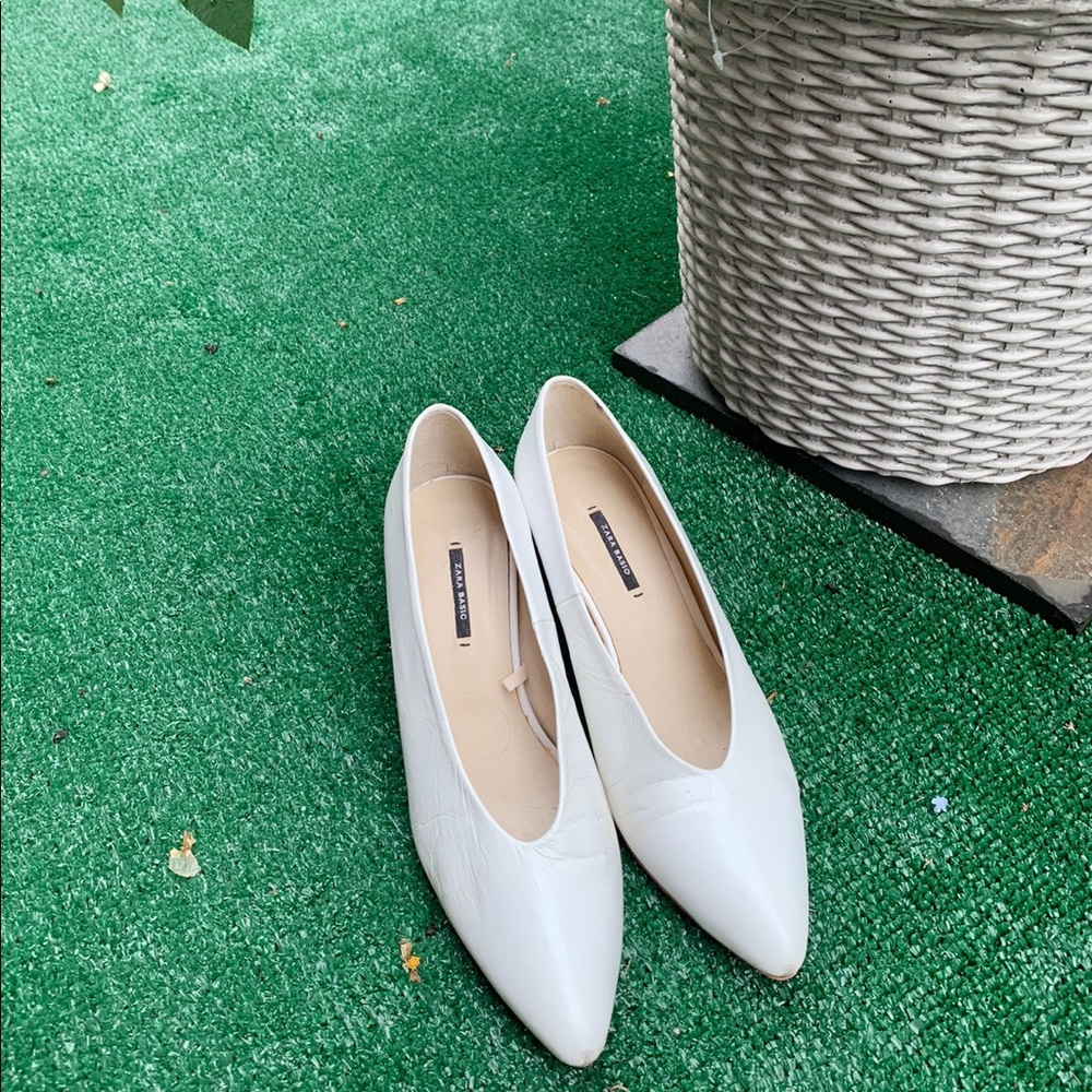 Zara White Leather Mid-heel Pointy Shoes